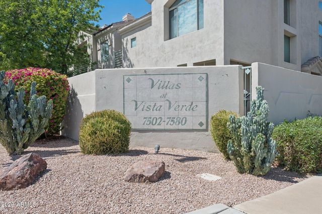 7520 E EARLL Drive 44, Scottsdale, AZ 85251