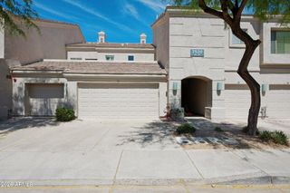 7520 E EARLL Drive 44, Scottsdale, AZ 85251