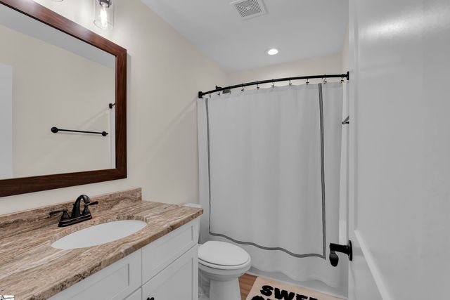 222 West Road, Travelers Rest, SC 29690