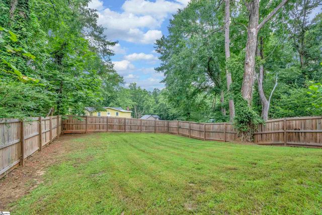 222 West Road, Travelers Rest, SC 29690
