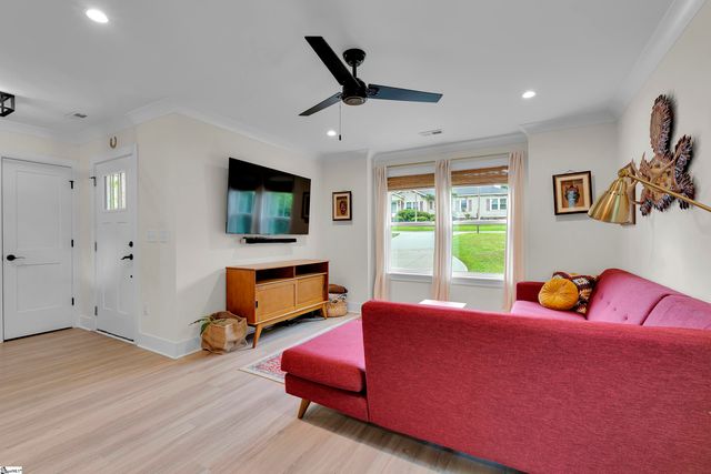 222 West Road, Travelers Rest, SC 29690