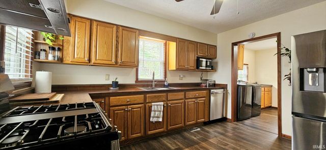 2200 Spring Street, New Castle, IN 47362