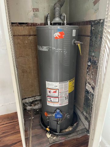 817 N Mulberry Street, Muncie, IN 47305