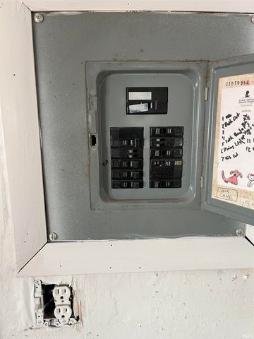 817 N Mulberry Street, Muncie, IN 47305