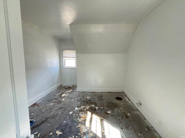 817 N Mulberry Street, Muncie, IN 47305