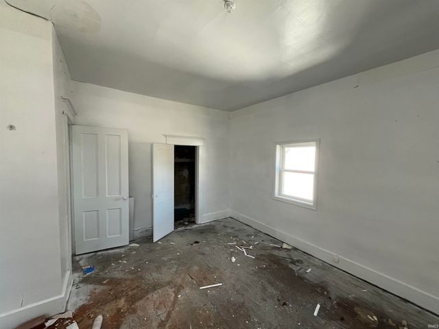 817 N Mulberry Street, Muncie, IN 47305