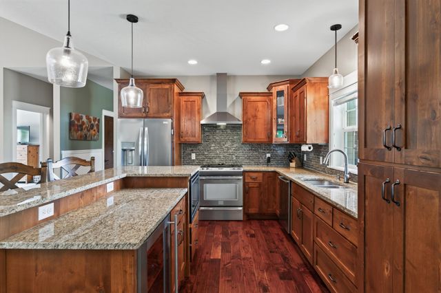 17575 73rd Avenue N, Maple Grove, MN 55311