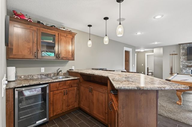17575 73rd Avenue N, Maple Grove, MN 55311