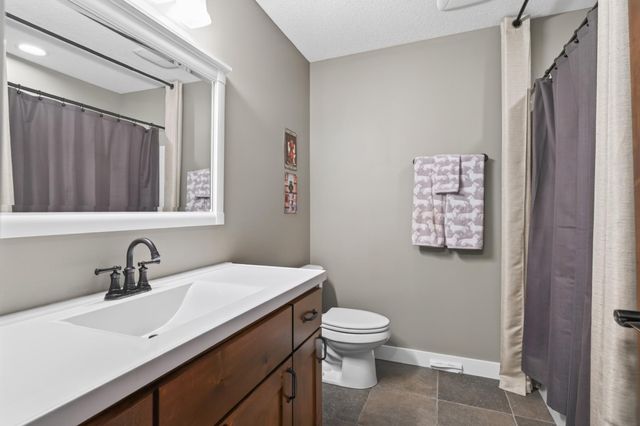 17575 73rd Avenue N, Maple Grove, MN 55311