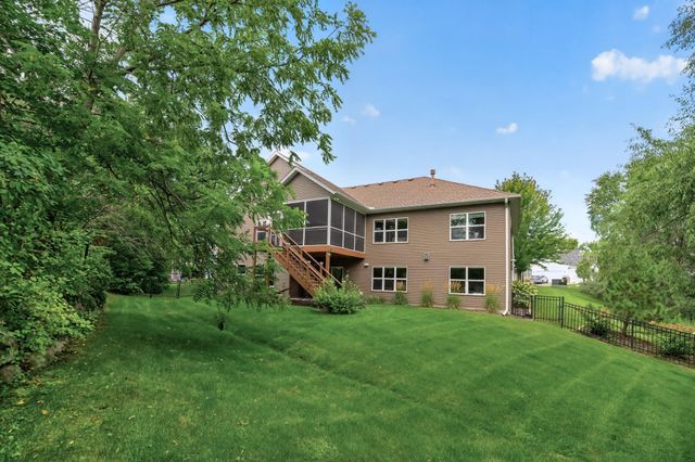 17575 73rd Avenue N, Maple Grove, MN 55311