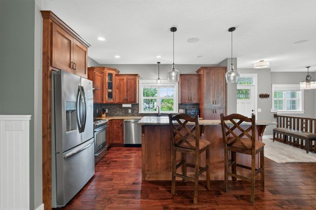 17575 73rd Avenue N, Maple Grove, MN 55311