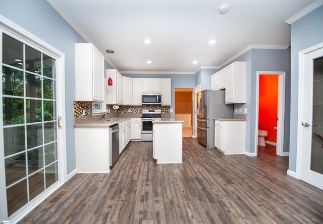 196 Timberleaf Drive, Duncan, SC 29334