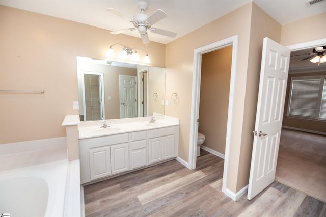 196 Timberleaf Drive, Duncan, SC 29334