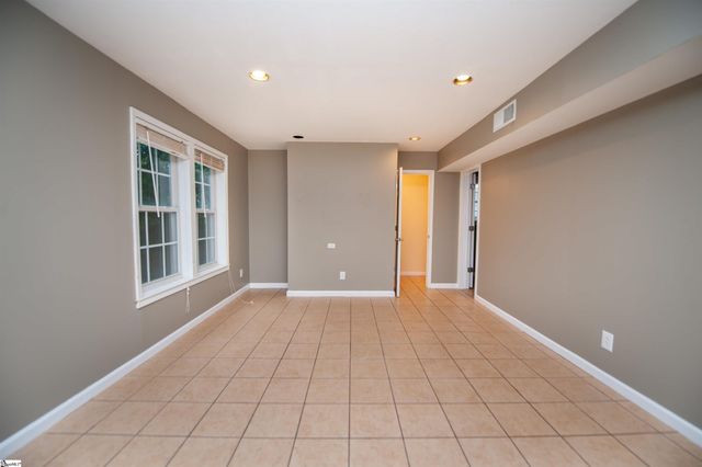 196 Timberleaf Drive, Duncan, SC 29334
