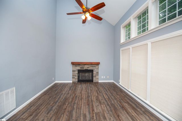 196 Timberleaf Drive, Duncan, SC 29334