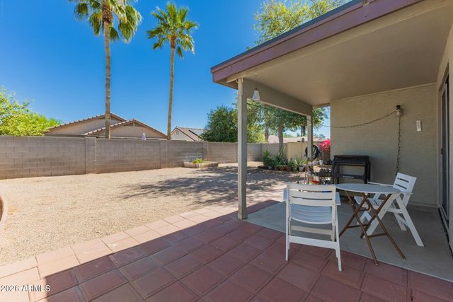 16051 N BASL Lane, Surprise, AZ 85374