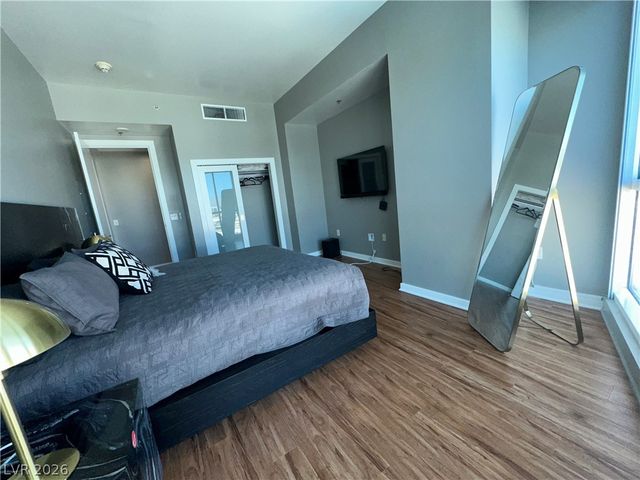 4575 Dean Martin Drive 2600, Las Vegas, NV 89103