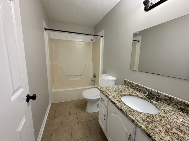 3012 Brantley Dr, Antioch, TN 37013