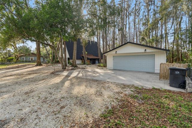 19808 READING ROAD, Lutz, FL 33558
