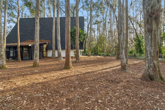 19808 READING ROAD, Lutz, FL 33558