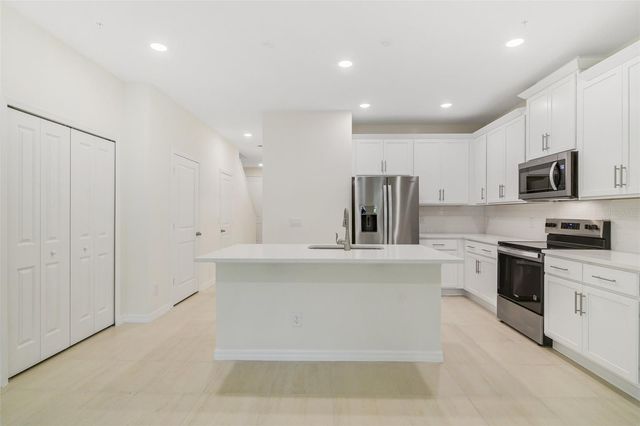 543 SOUTHERN EDGE WAY, Sanford, FL 32771