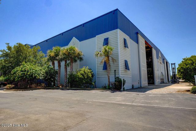 3350 Club Villas Drive 502, Southport, NC 28461