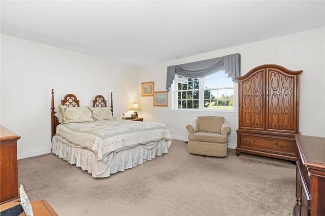 119 Corey Lane, Middletown, RI 02842