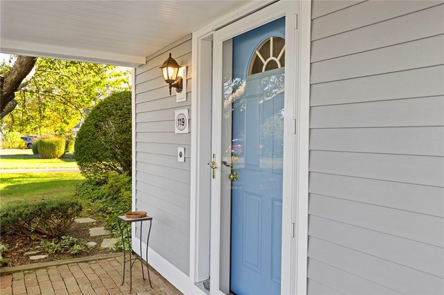 119 Corey Lane, Middletown, RI 02842