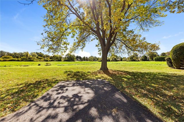 119 Corey Lane, Middletown, RI 02842