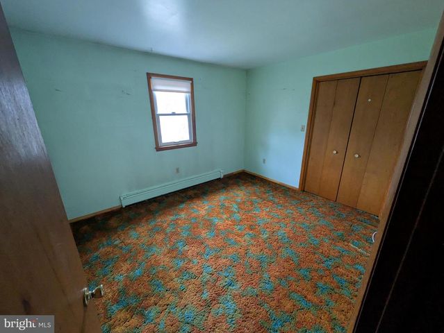 1986 NEWPORT RD, Newport, PA 17074