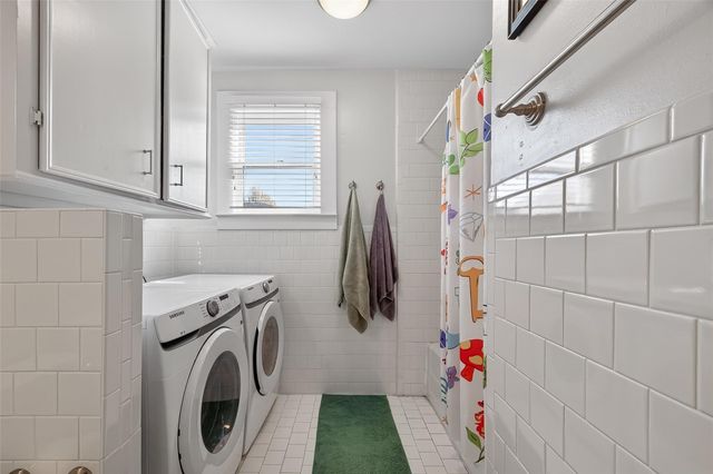 701 Highland Street, Houston, TX 77009