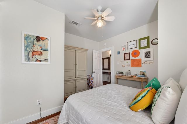 701 Highland Street, Houston, TX 77009