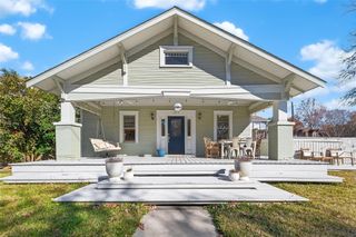 701 Highland Street, Houston, TX 77009