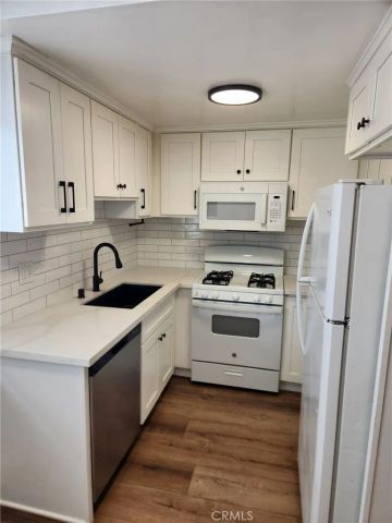 821 Calle Puente 2, San Clemente, CA 92672