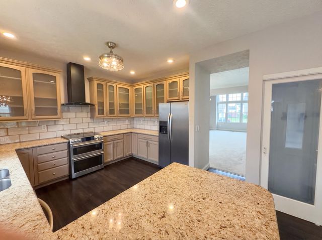 989 Mahle Drive, Reynoldsburg, OH 43068