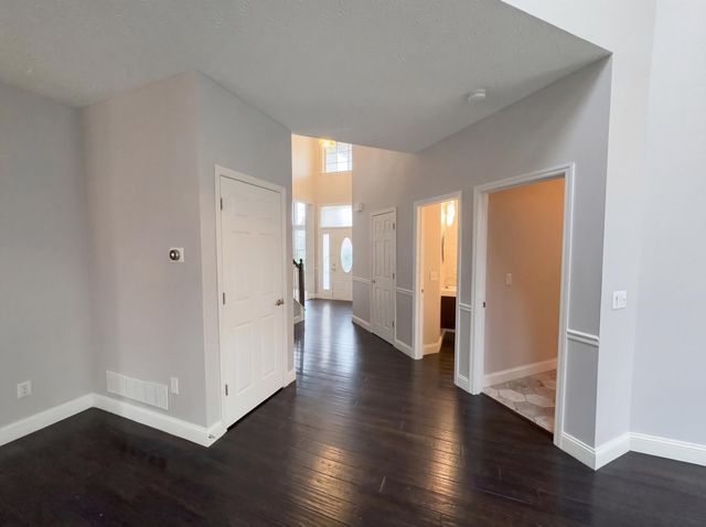 989 Mahle Drive, Reynoldsburg, OH 43068