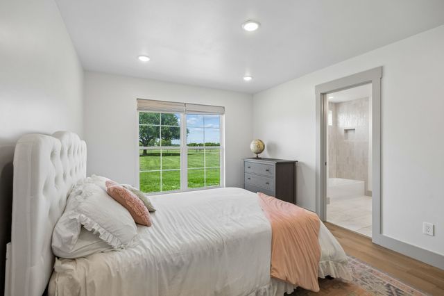 1311 Greathouse Road, Waxahachie, TX 75167