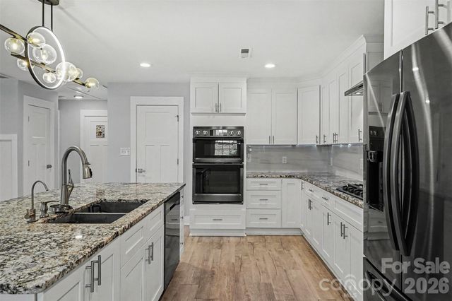 1524 Newcastle Street, Charlotte, NC 28216