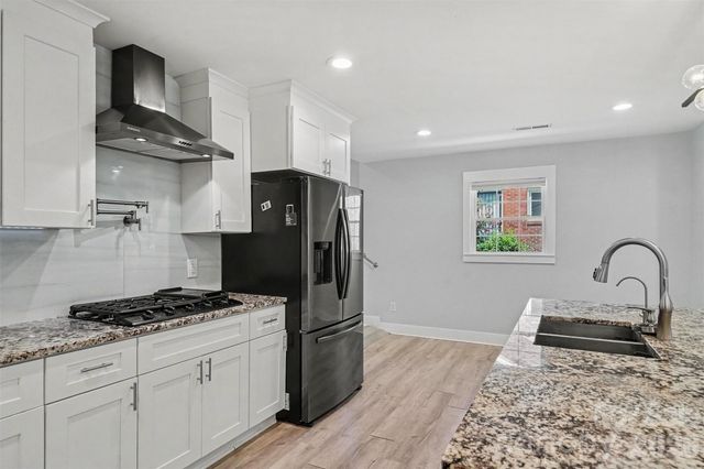 1524 Newcastle Street, Charlotte, NC 28216