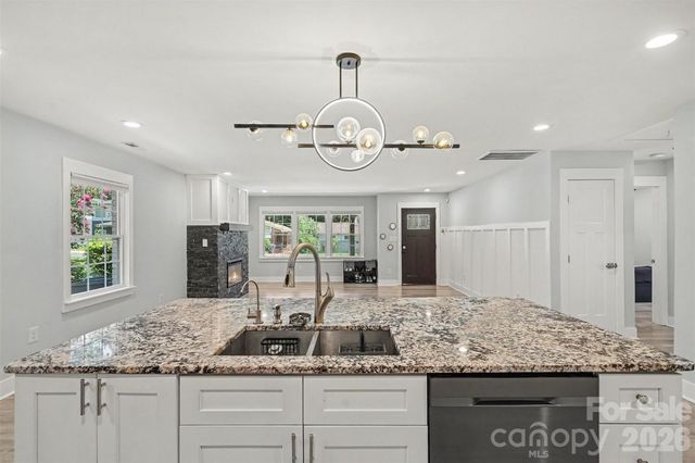 1524 Newcastle Street, Charlotte, NC 28216
