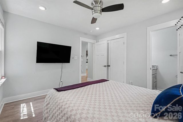 1524 Newcastle Street, Charlotte, NC 28216