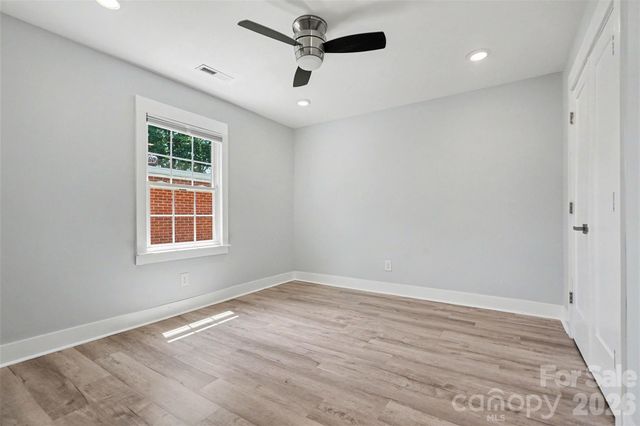 1524 Newcastle Street, Charlotte, NC 28216