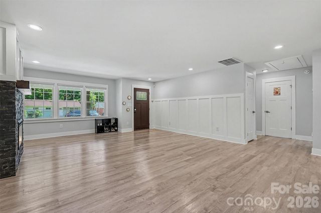 1524 Newcastle Street, Charlotte, NC 28216