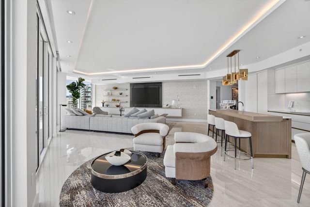 525 N Fort Lauderdale Beach Boulevard 901, Fort Lauderdale, FL 33304