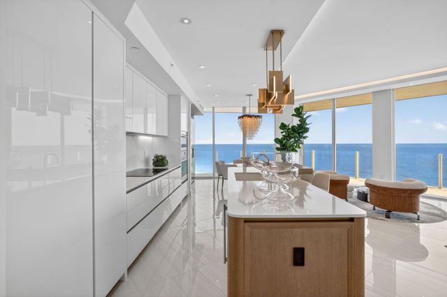 525 N Fort Lauderdale Beach Boulevard 901, Fort Lauderdale, FL 33304