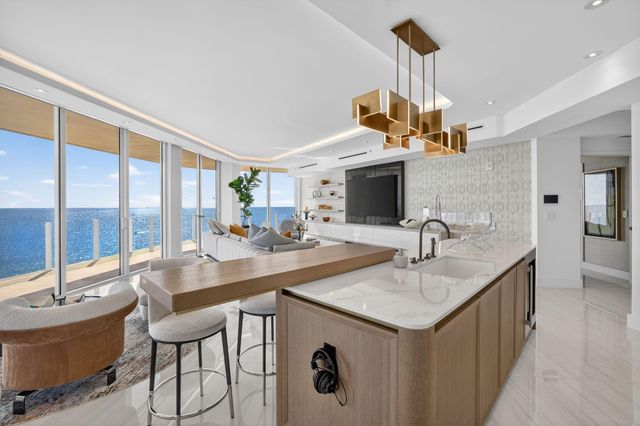 525 N Fort Lauderdale Beach Boulevard 901, Fort Lauderdale, FL 33304