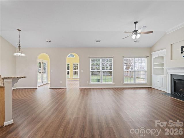 879 Pinkney Place, Stanley, NC 28164