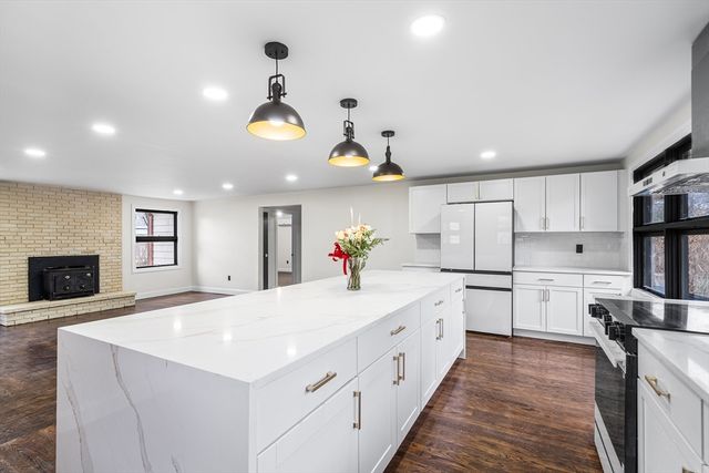 195 Barney, Rehoboth, MA 02769