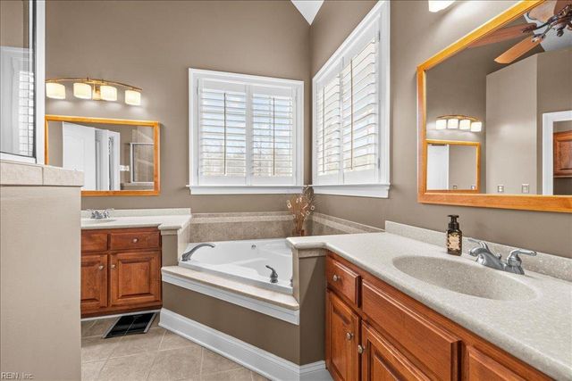 19655 Battery Park RD, Smithfield, VA 23430