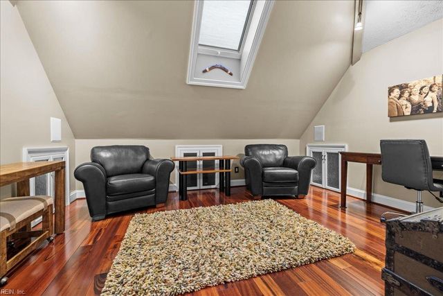 19655 Battery Park RD, Smithfield, VA 23430